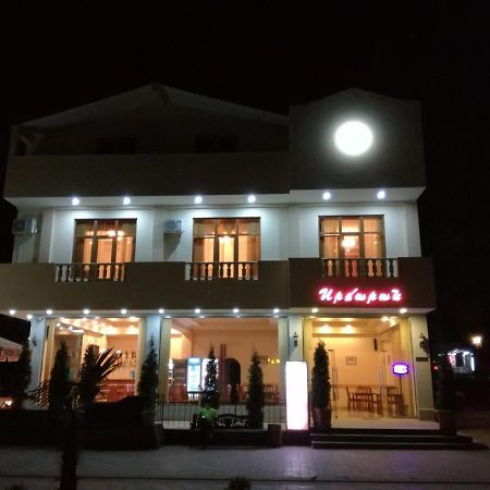 Ruzan Hotel Ijevan Exteriér fotografie