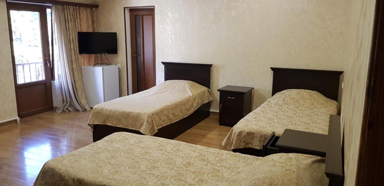 Ruzan Hotel Ijevan Exteriér fotografie